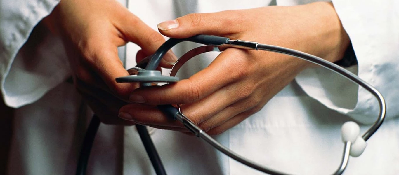 Τι πρέπει να ξέρετε για την φυματίωση: Συμπτώματα, πώς κολλάει και τι θεραπεία έχει